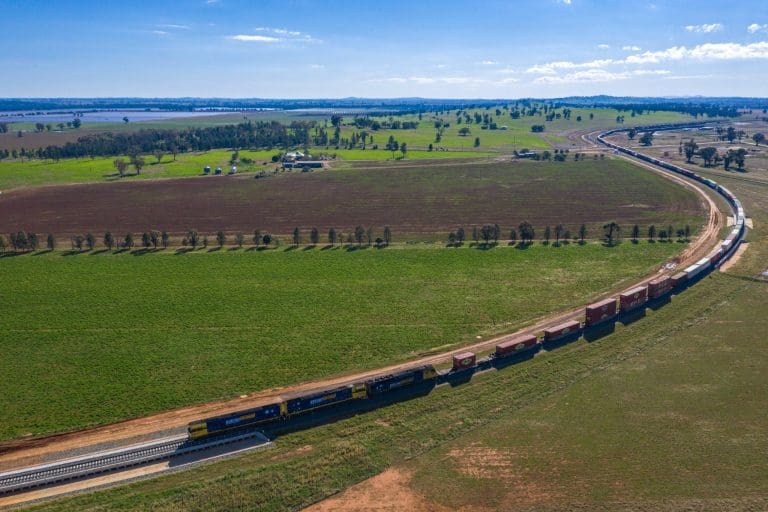 Government announces Inland Rail review - Grain Central